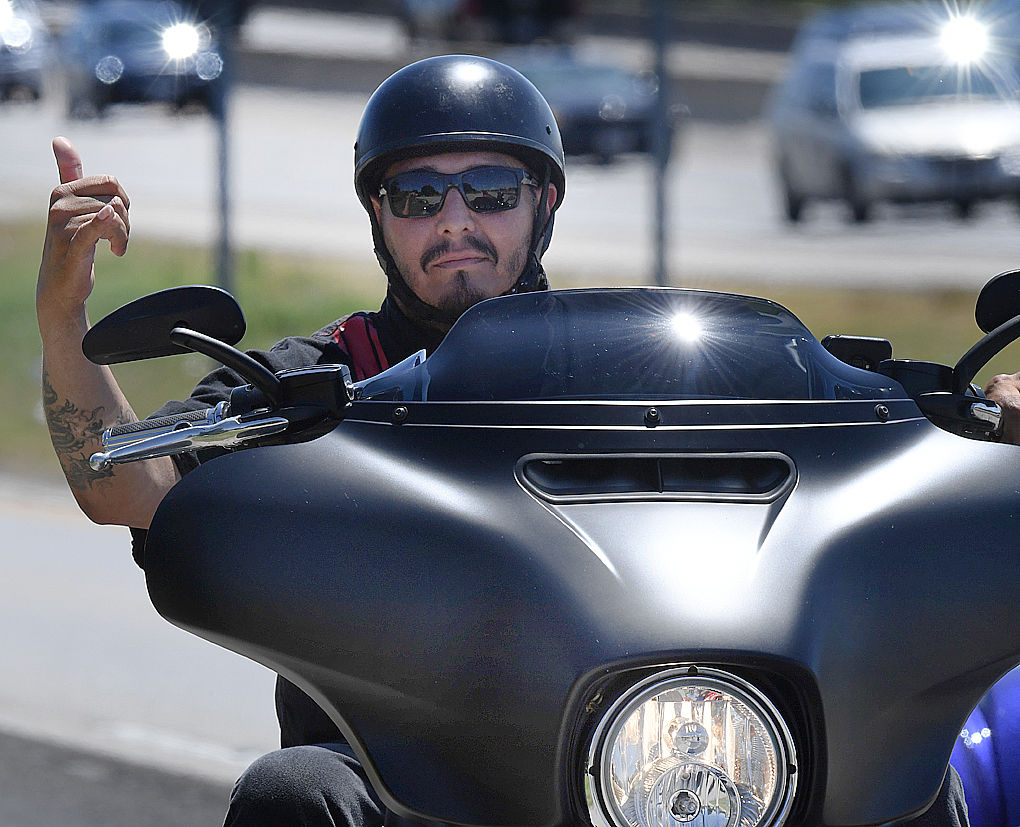 Hundreds of bikers ride in 9/11 memorial